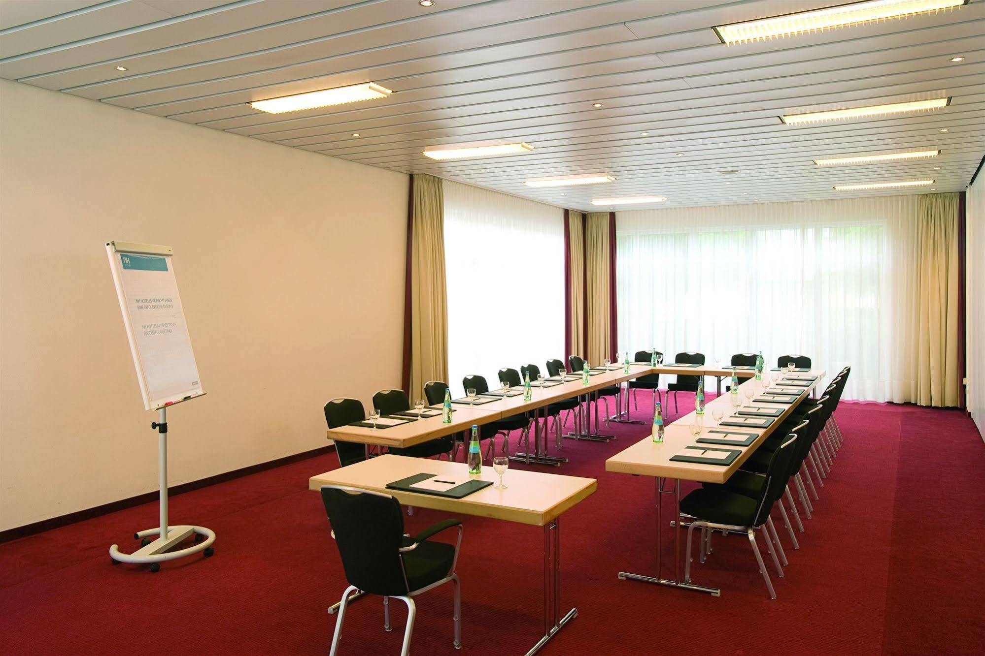 Nh Berlin Potsdam Conference Center Ξενοδοχείο Kleinmachnow Εξωτερικό φωτογραφία